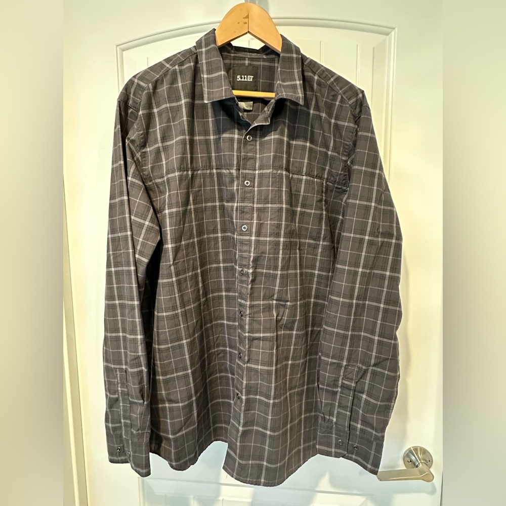 5.11 Tactical IGOR Plaid Men's XL long sleeve shirt, snap front - EUC
